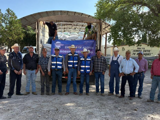 Entrega Jaime Torres 150 toneladas de semilla en Bachíniva y fertilizante en Sainápuchi