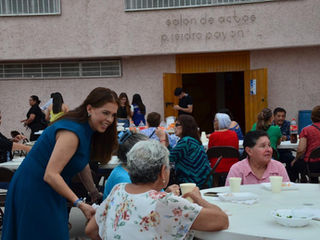 Diputada Xóchitl Contreras convive con mujeres de la comunidad Eréndira y entrega apoyos a jefas de familia