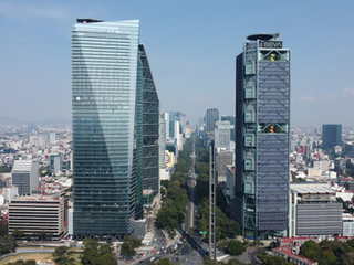 México descarta recesión y apuesta por el fortalecimiento regional ante tensiones comerciales