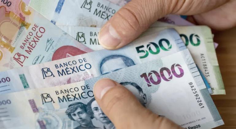 Proponen aumentos de hasta 153% en visas y elevan derechos para turismo y servicios médicos