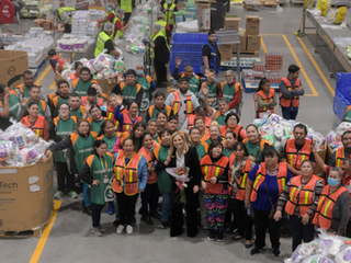 Maru Campos beneficia a más de mil niñas y niños de Ciudad Juárez con desayunos calientes