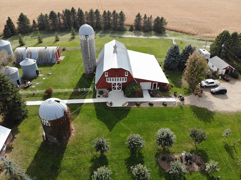 Detroit Lakes, MN Wedding Venue, Barn wedding venue, Barn, Farm, outdoor wedding venue, outdoor wedding ceremony