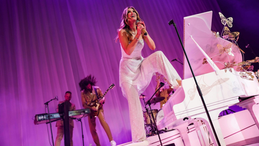 Delta Goodrem during Innocent Eyes 20th Anniversary Tour / Photo credit: Kinga Nowicka