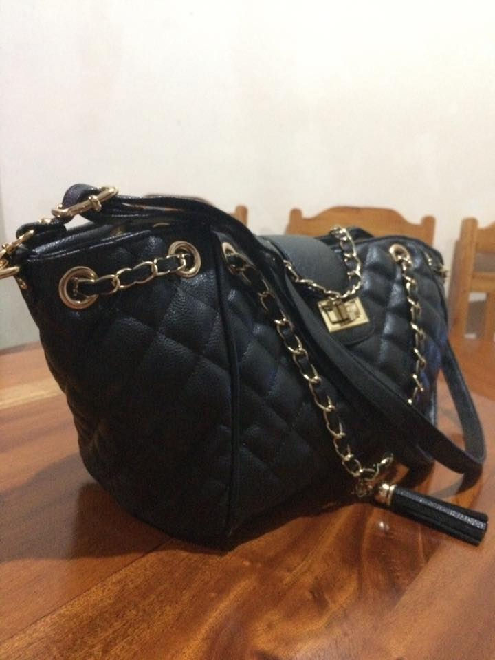 Thumbnail: Black Bean Shape Bag