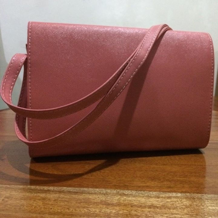 Thumbnail: Peach Shoulder Bag 