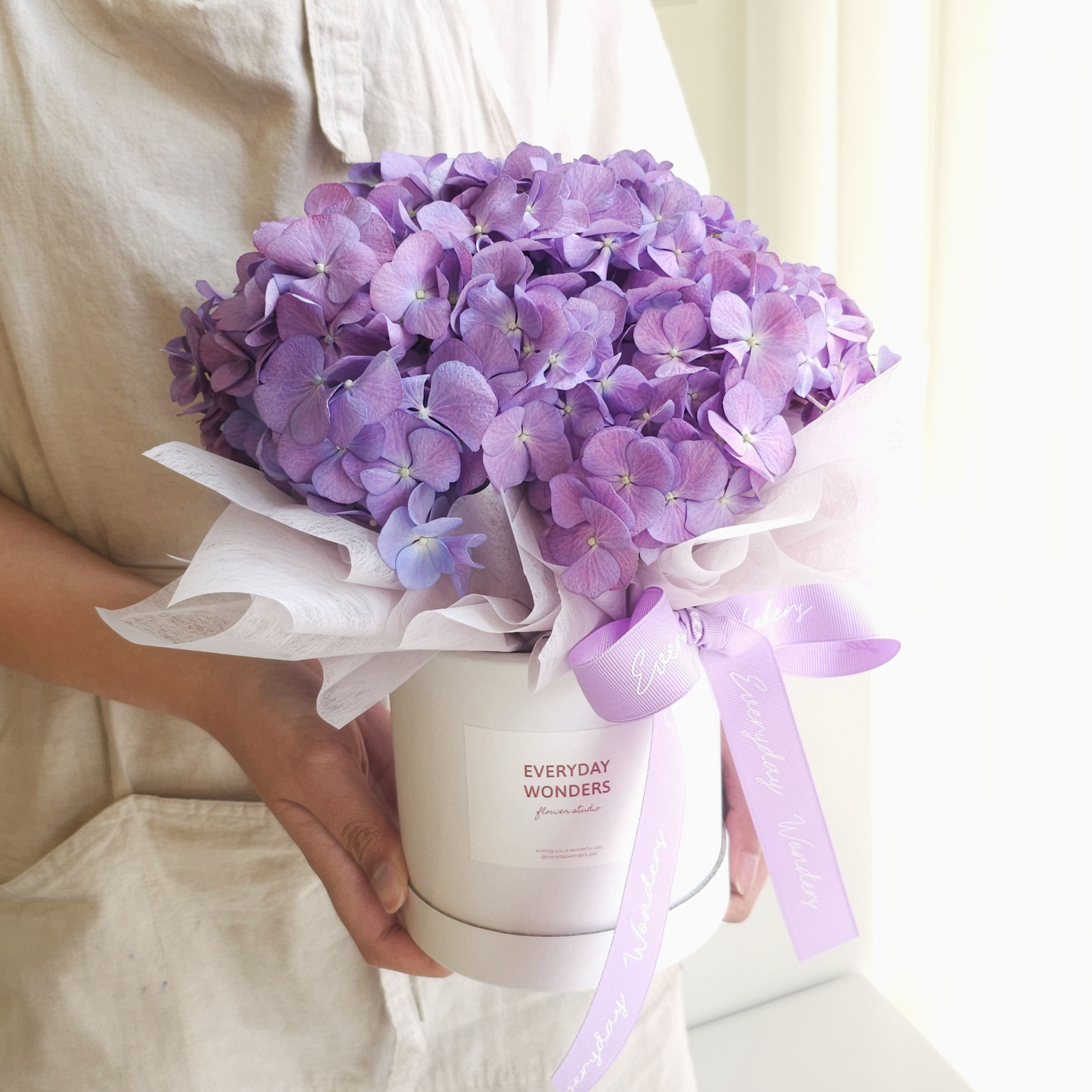 Hydrangra bucket size S : purple