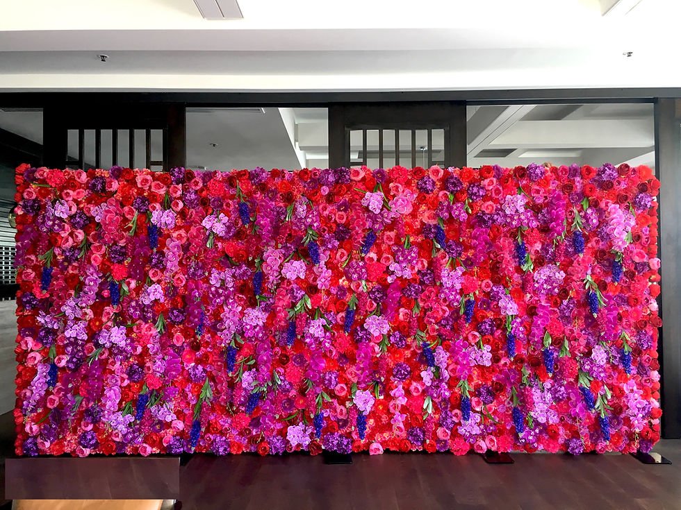 Thumbnail: Royal Wall