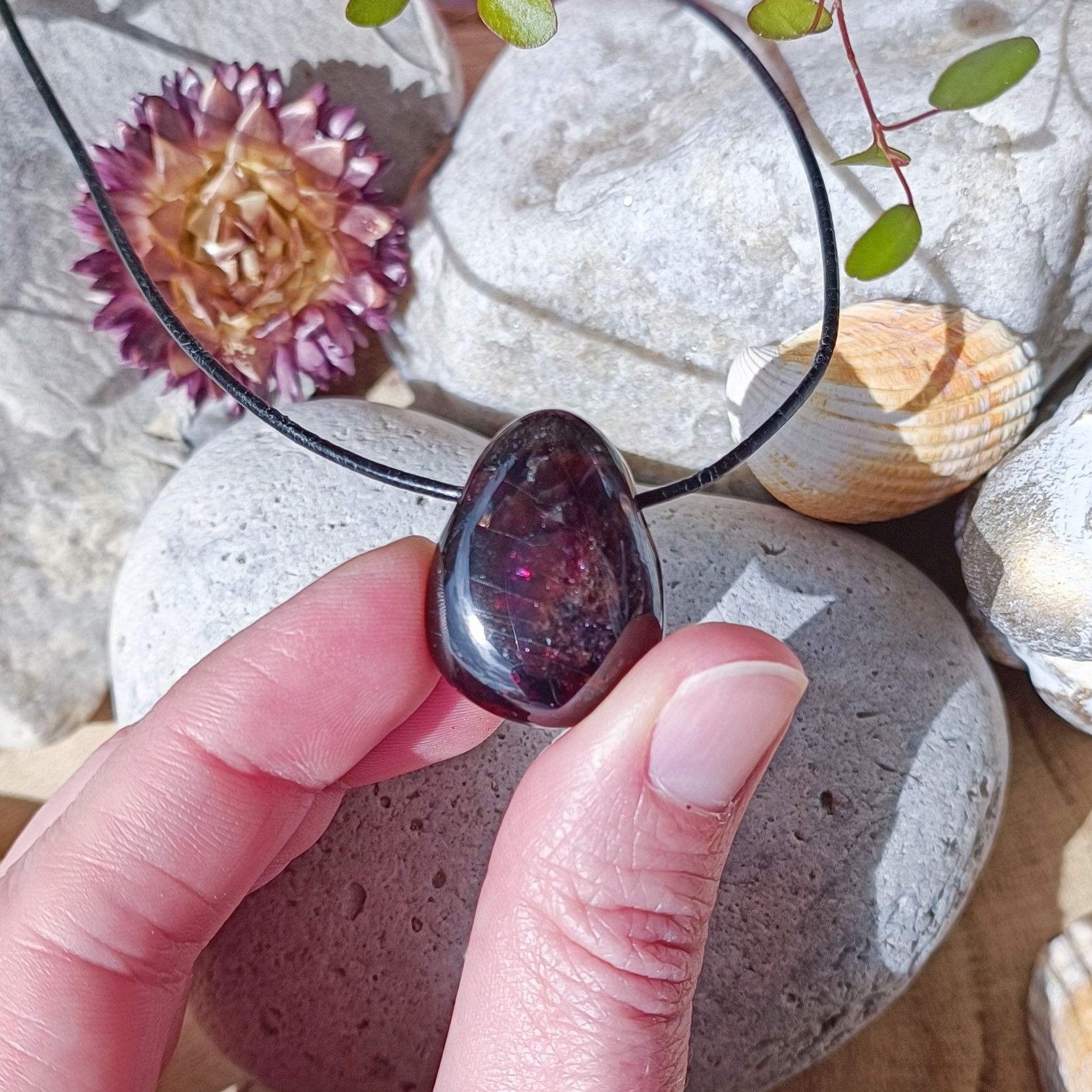 Granat Tropfenanhänger