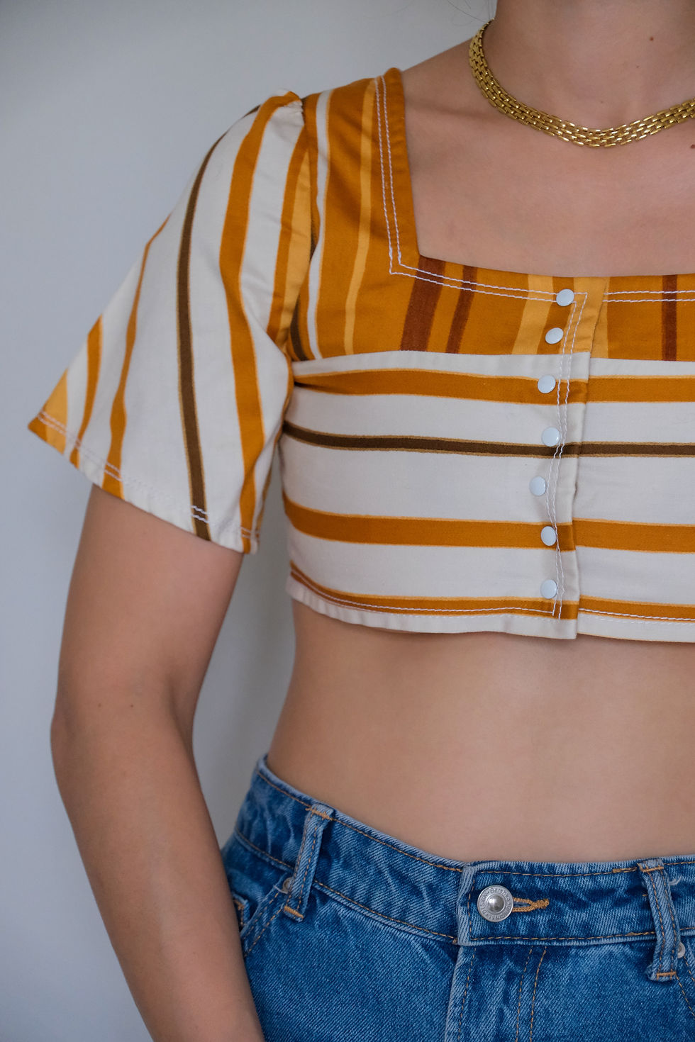 תמונה ממוזערת: 70s crop top