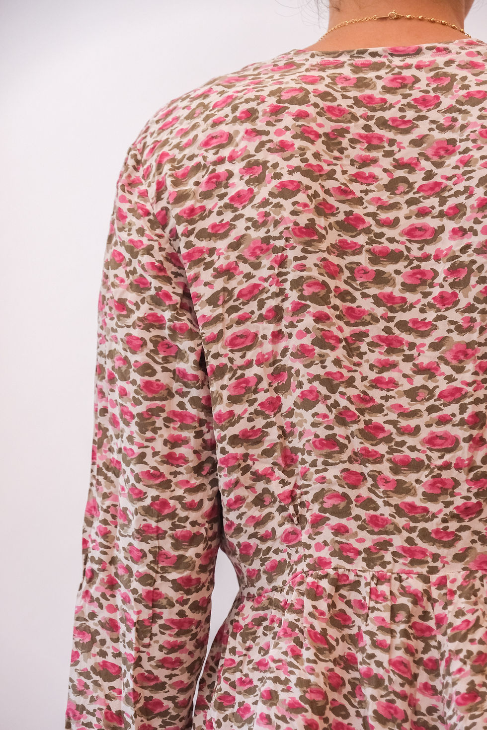 תמונה ממוזערת: Flolral silk set italy