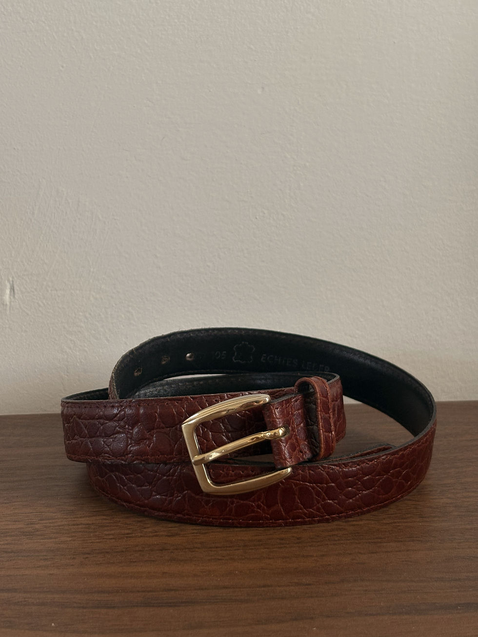 תמונה ממוזערת: Vintage classic brown belt