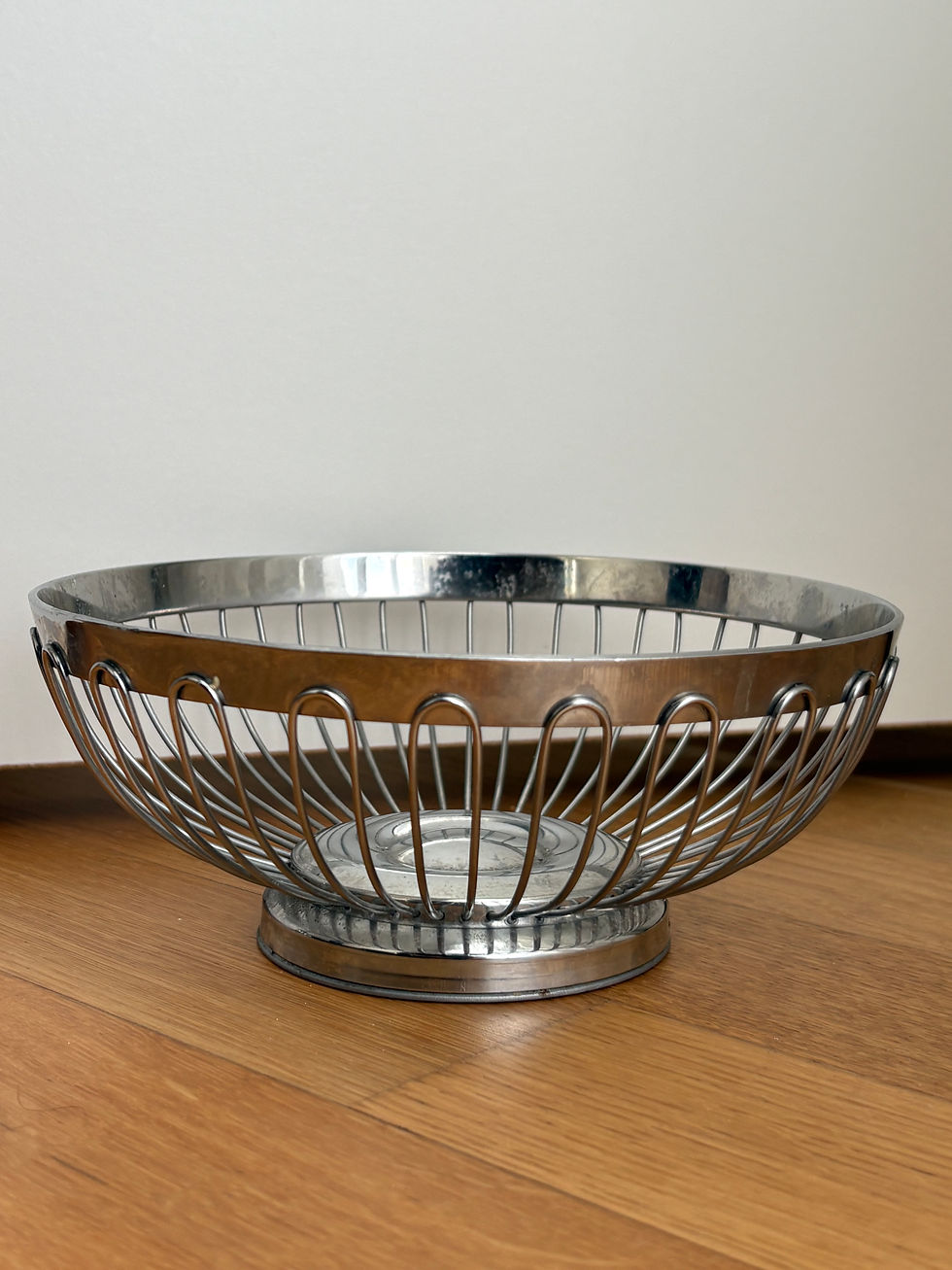 תמונה ממוזערת: Stainless steel vintage bowl
