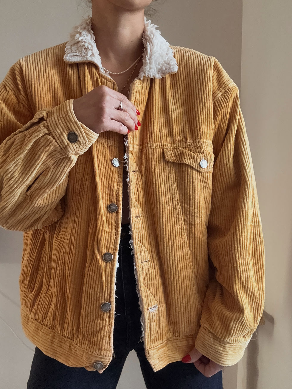 תמונה ממוזערת: corduroy fur jacket