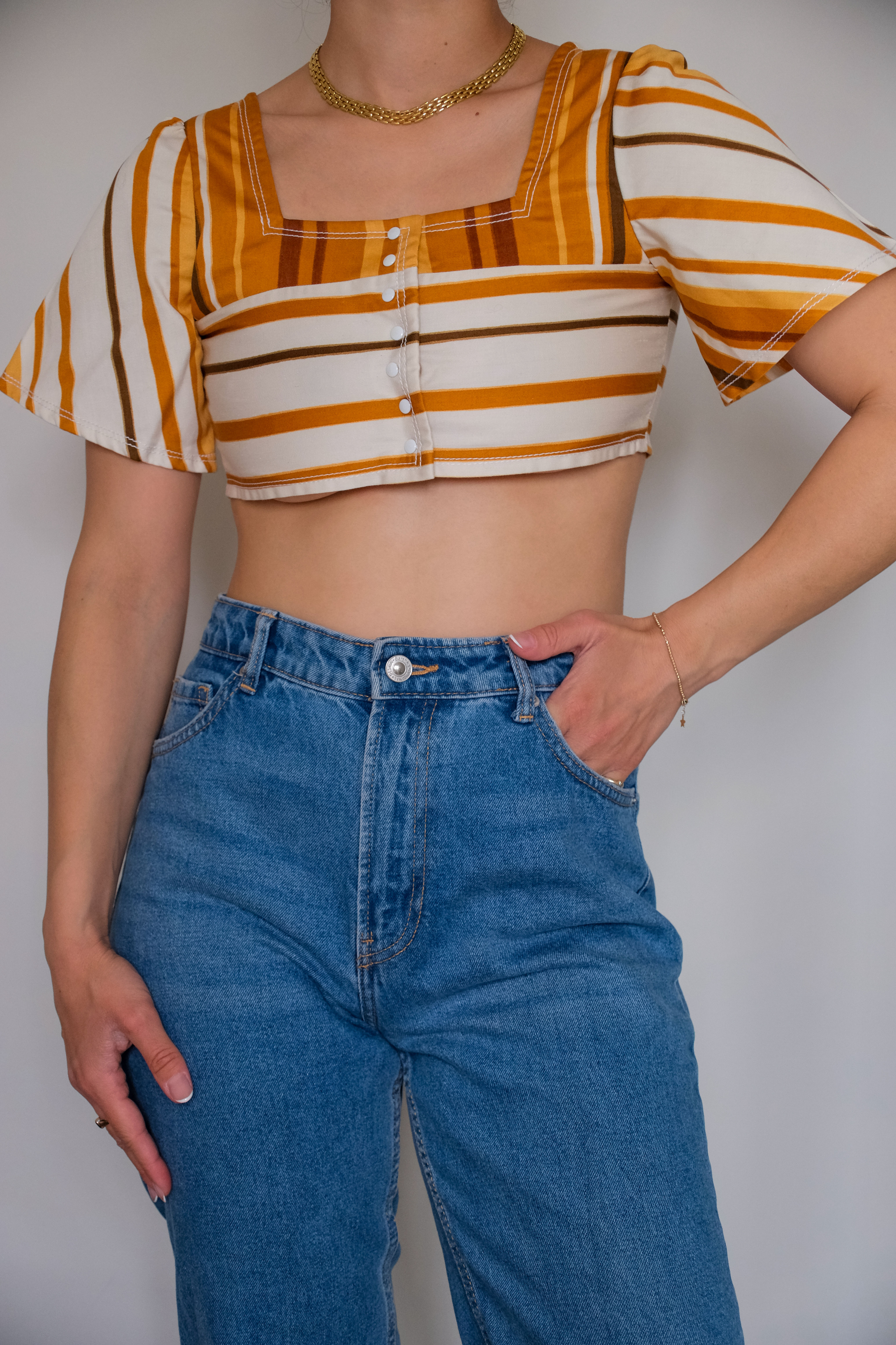 70s crop top