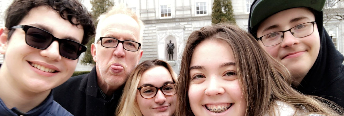 Kreiva teacher and students on a field trip