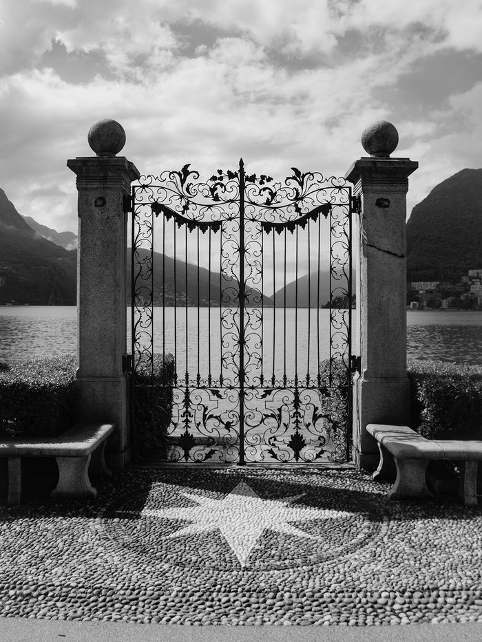 Cancello sul lago di lugano