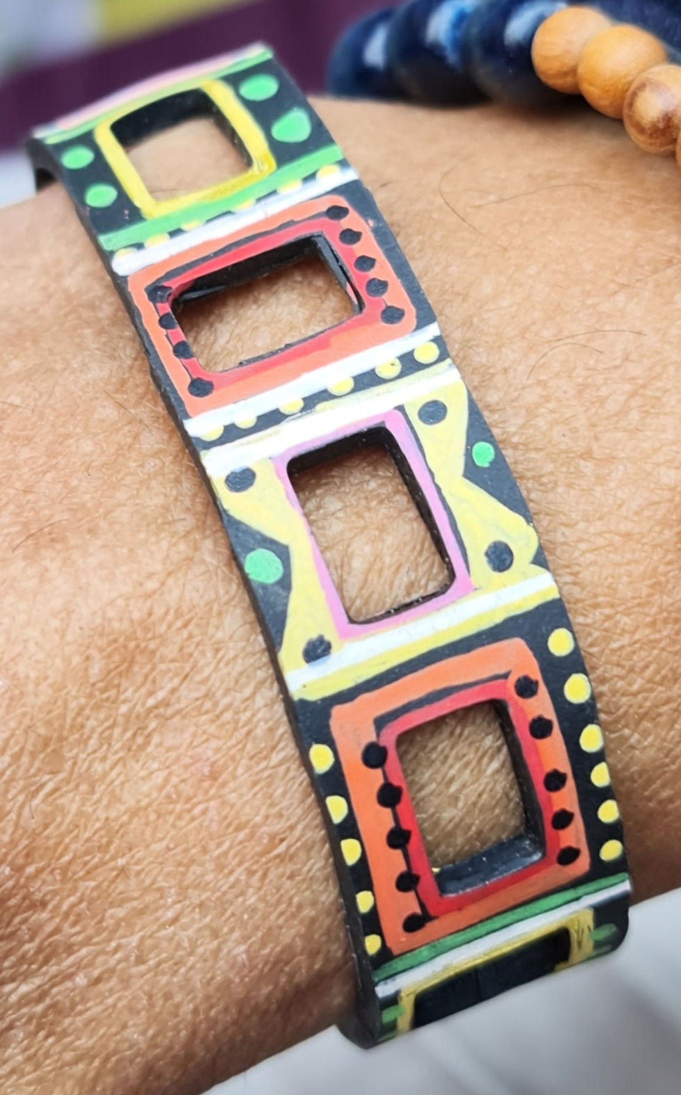 Miniature : Création d'un bracelet en chambre à air décorée