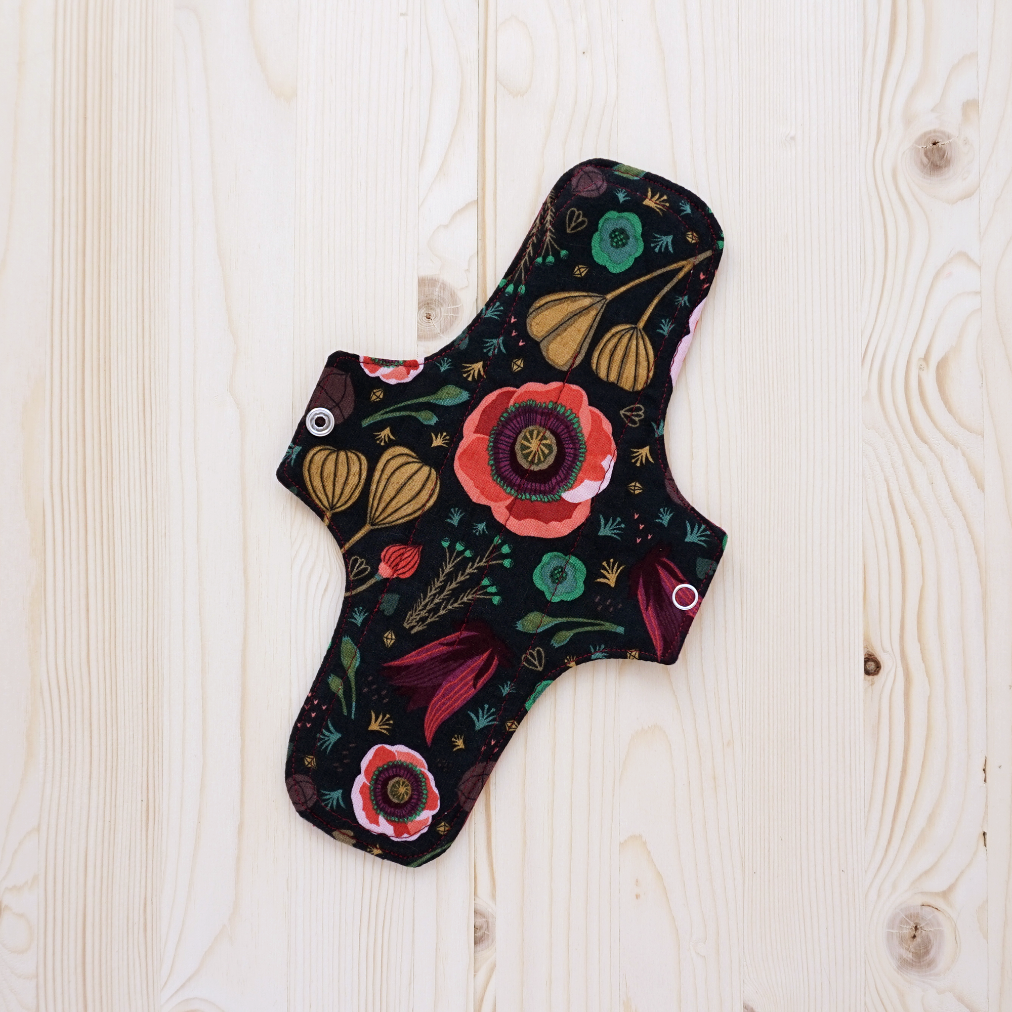 Large σερβιέτα υφασμάτινη για μεγάλη ροή Dark Bloom-wasteless design