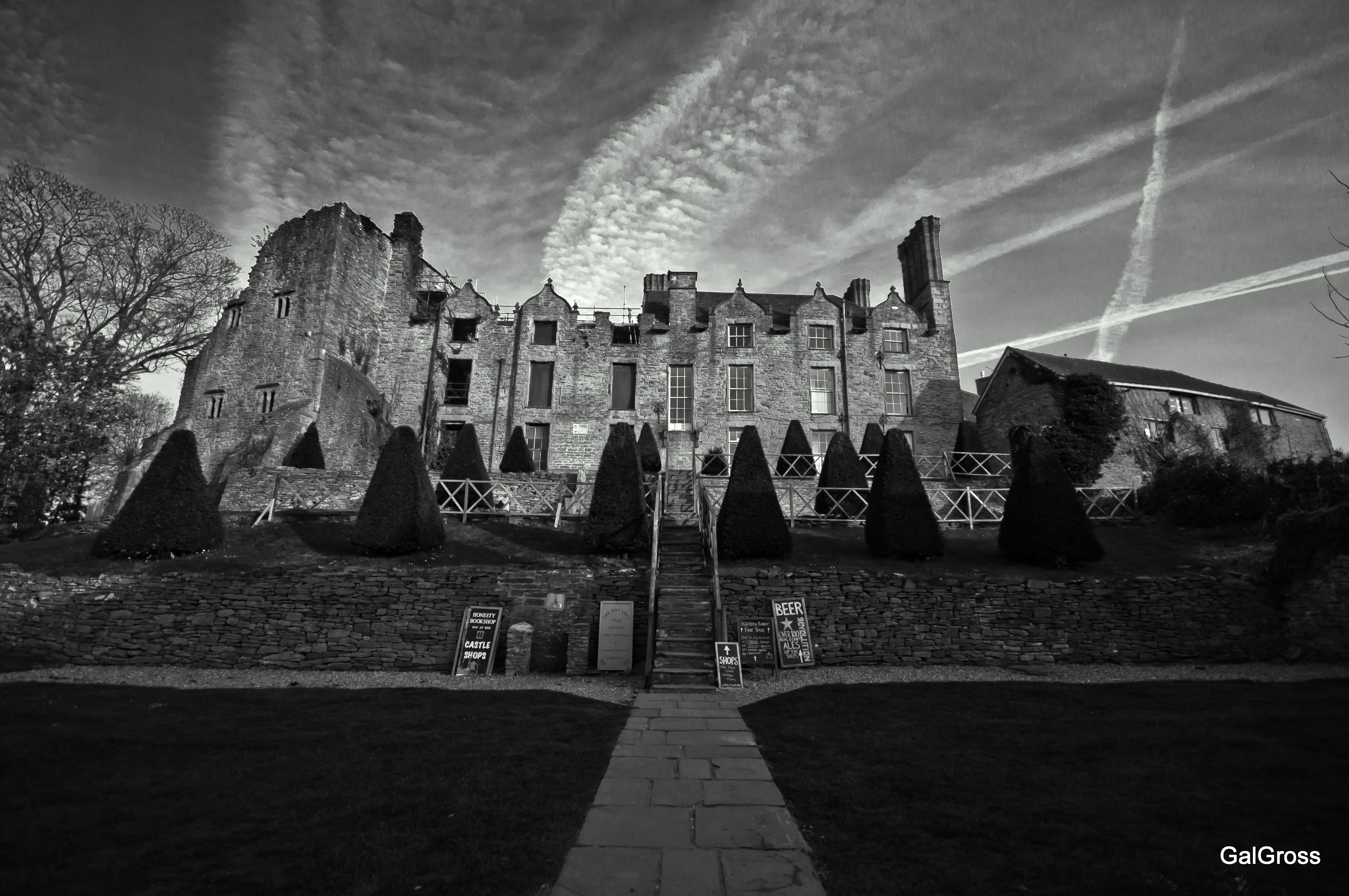 Hay Castle