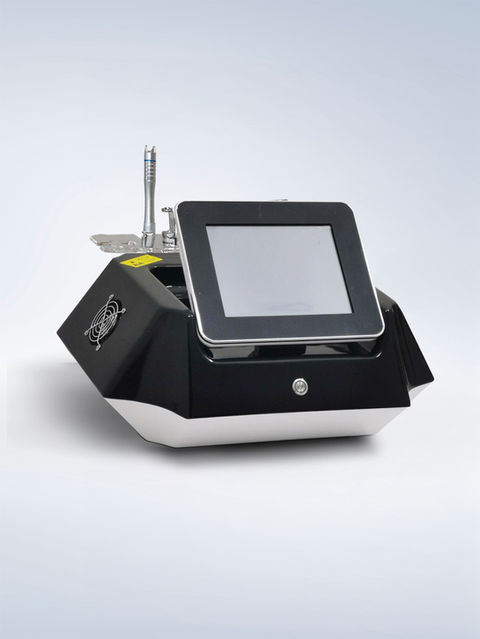 DermaThera 980 nm 5 v 1, inovatívny diódový laserový prístroj, ktorý kombinuje moderné technológie a široké možnosti ošetrení do jedného zariadenia