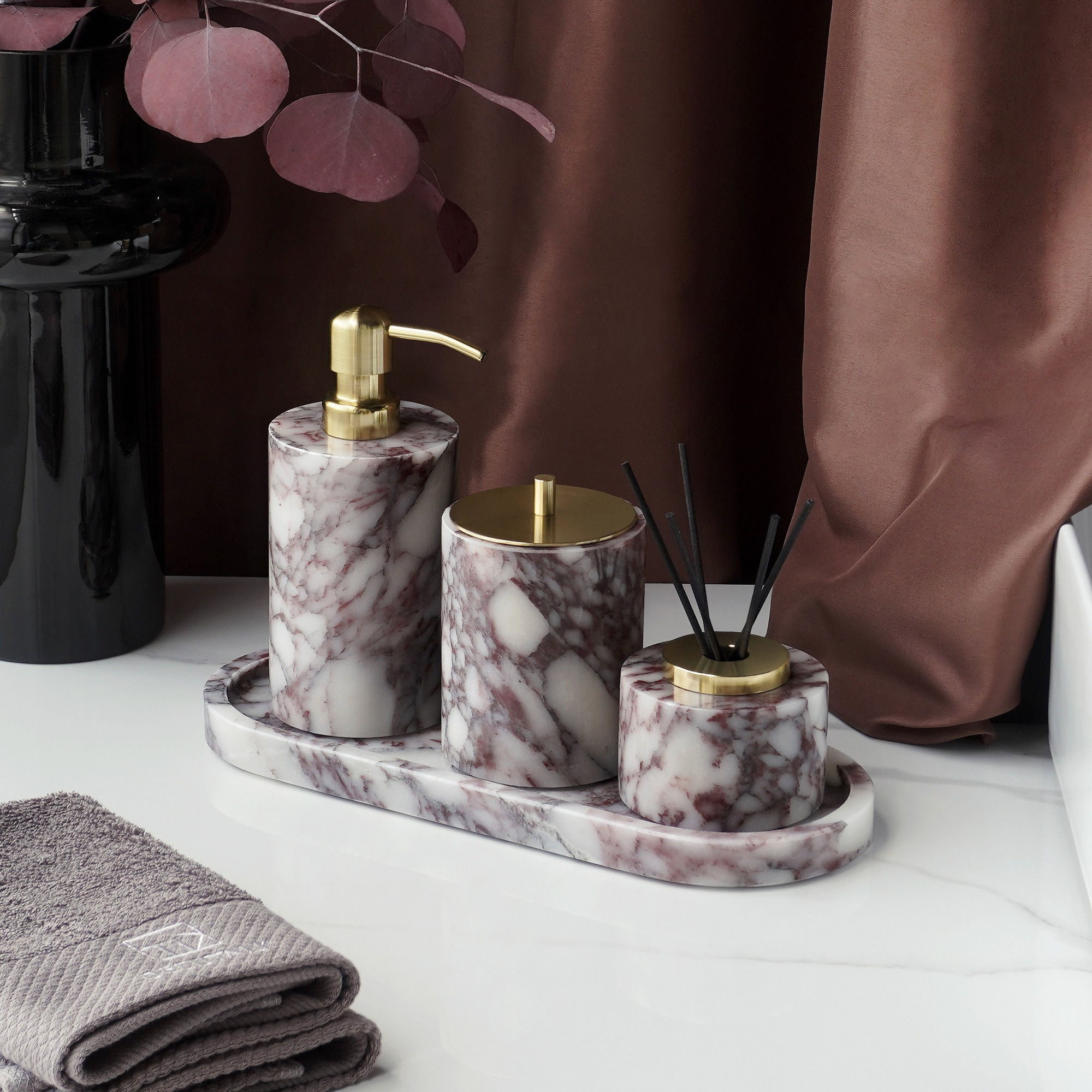 Аксессуары для ванной из натурального мрамора BULGARI PURPLE, античное золото