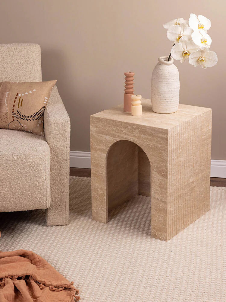 Миниатюра: Столик из натурального камня MESA ARCH TRAVERTINE SIDE TABLE