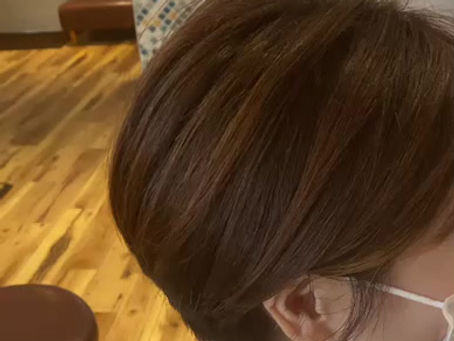ベージュ✖️ハイライト✖️ショートヘア