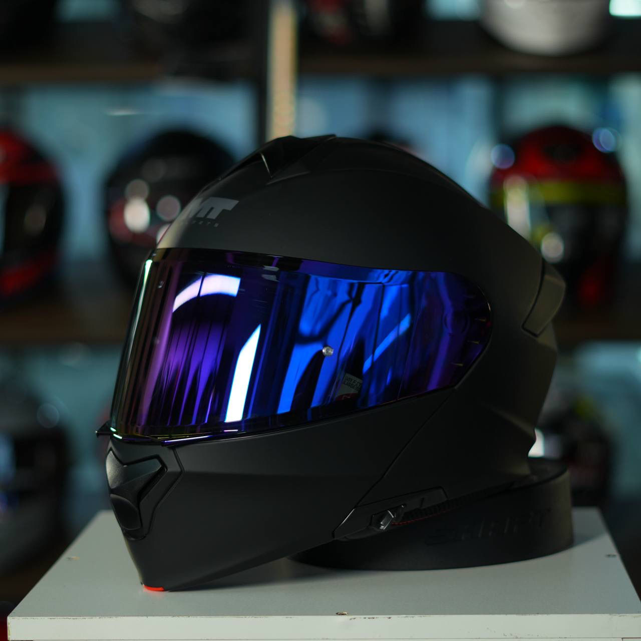 Casco Abatible MT Génesis negro mate  visor Rainbow