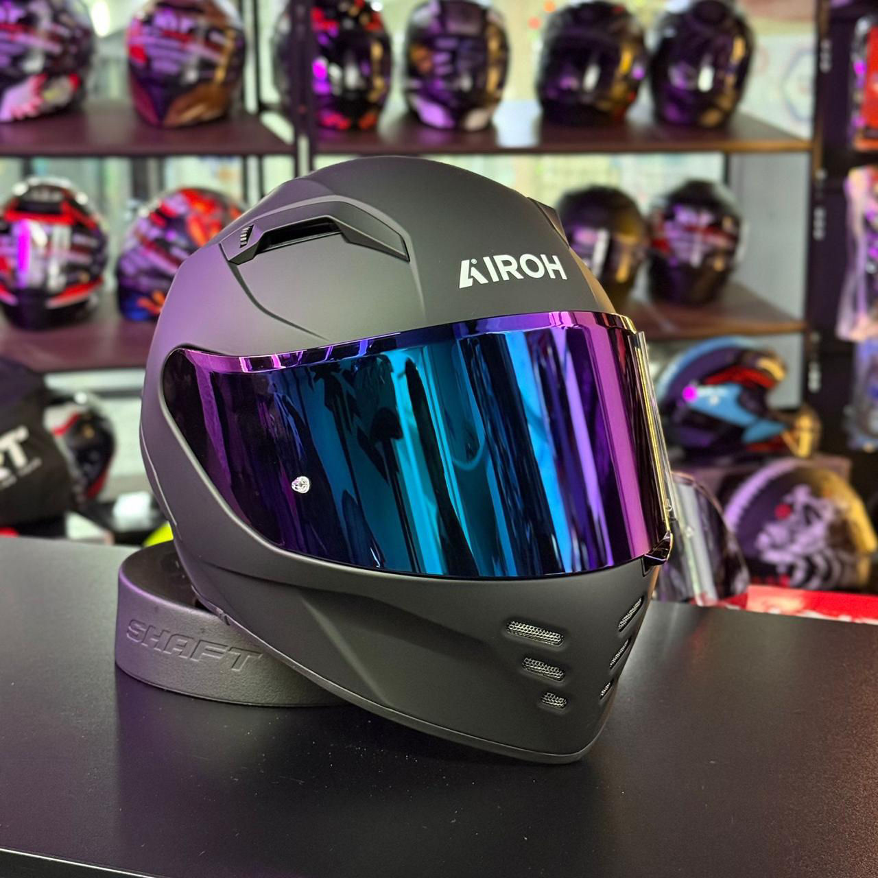 Casco Integral Airoh Connor Solid Visor Azul 