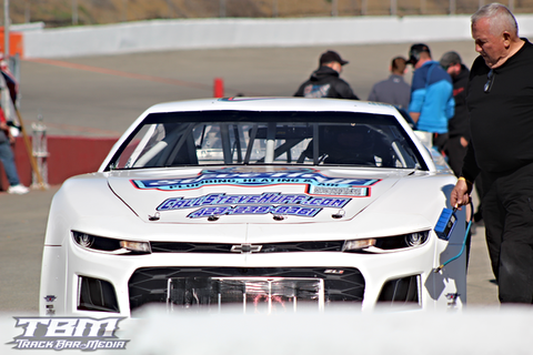 Race cars on Kingsport Speedway track for 2026 season opener.
