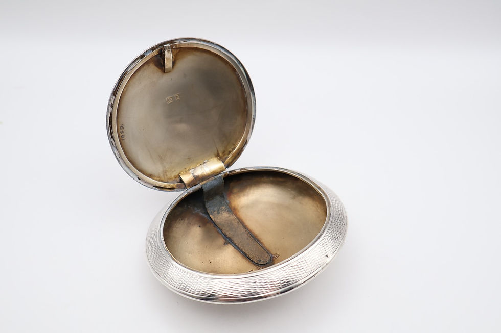 Thumbnail: Antique Sterling Silver Squeeze Action Tobacco Box Hallmarked Birmingham 1907