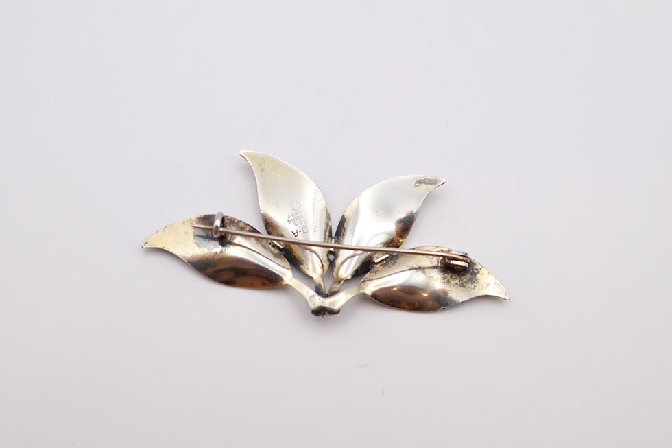 Thumbnail: Vintage Sterling Silver Guilloche Enamel Leaf Brooch Stamped 925 David Anderson