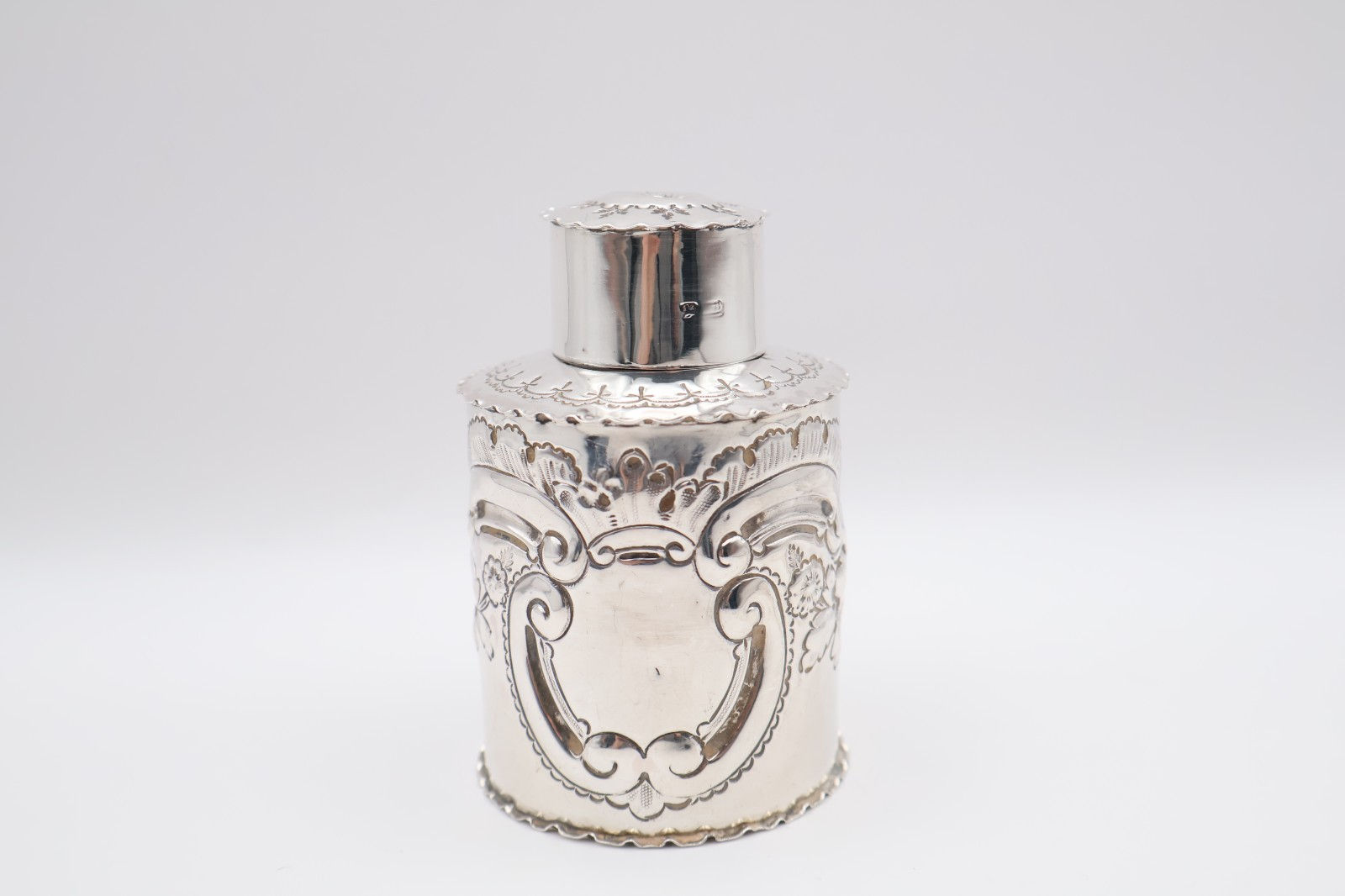 Lovely Antique Solid Silver Tea Caddy Hallmarked Birmingham 1898