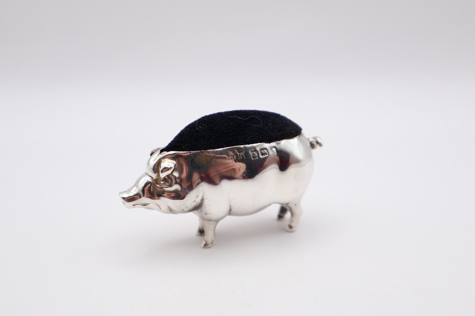 Antique Sterling Silver Novelty Pig Pin Cushion Hallmarked Birmingham 1907