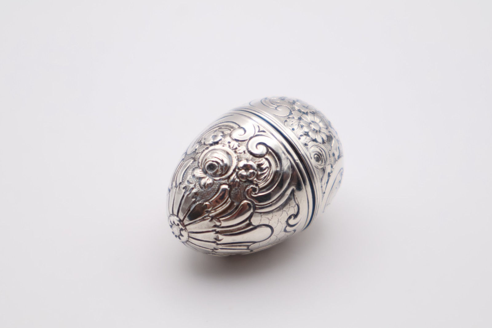 Beautiful Antique Georgian Silver Nutmeg Grater