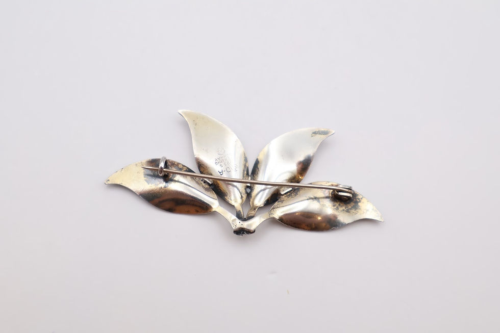 Thumbnail: Vintage Sterling Silver Guilloche Enamel Leaf Brooch Stamped 925 David Anderson