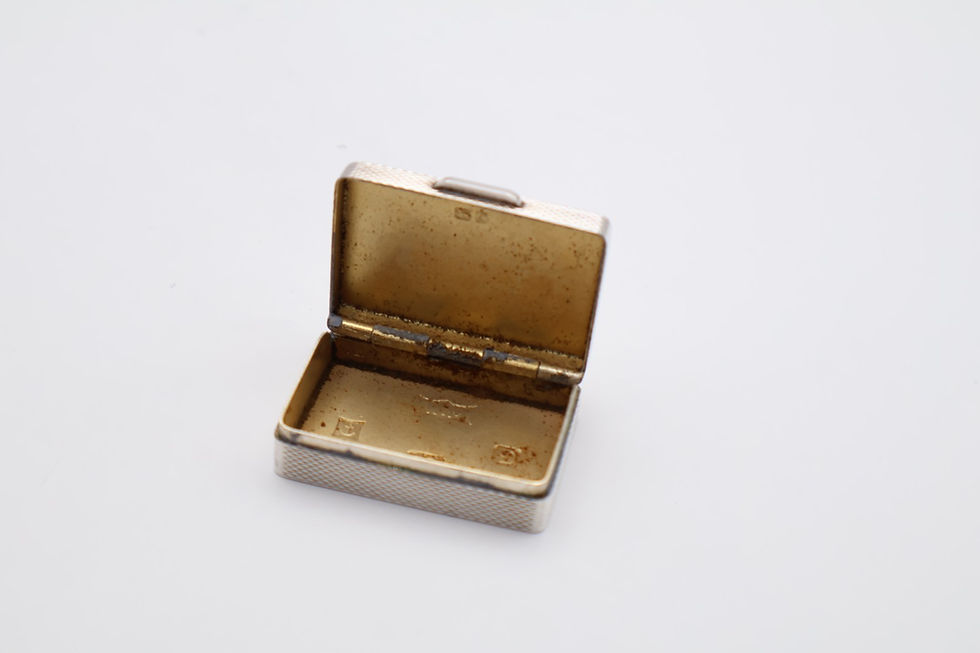 Thumbnail: Vintage Sterling Silver Snuff Box Hallmarked Birmingham 1978