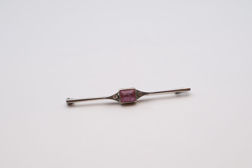Thumbnail: Vintage Silver Bar Brooch with Pink Stone