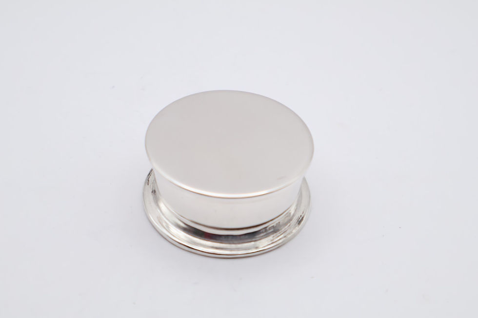 Thumbnail: Antique Silver & Faux Tortoiseshell Small Trinket Box London 1918