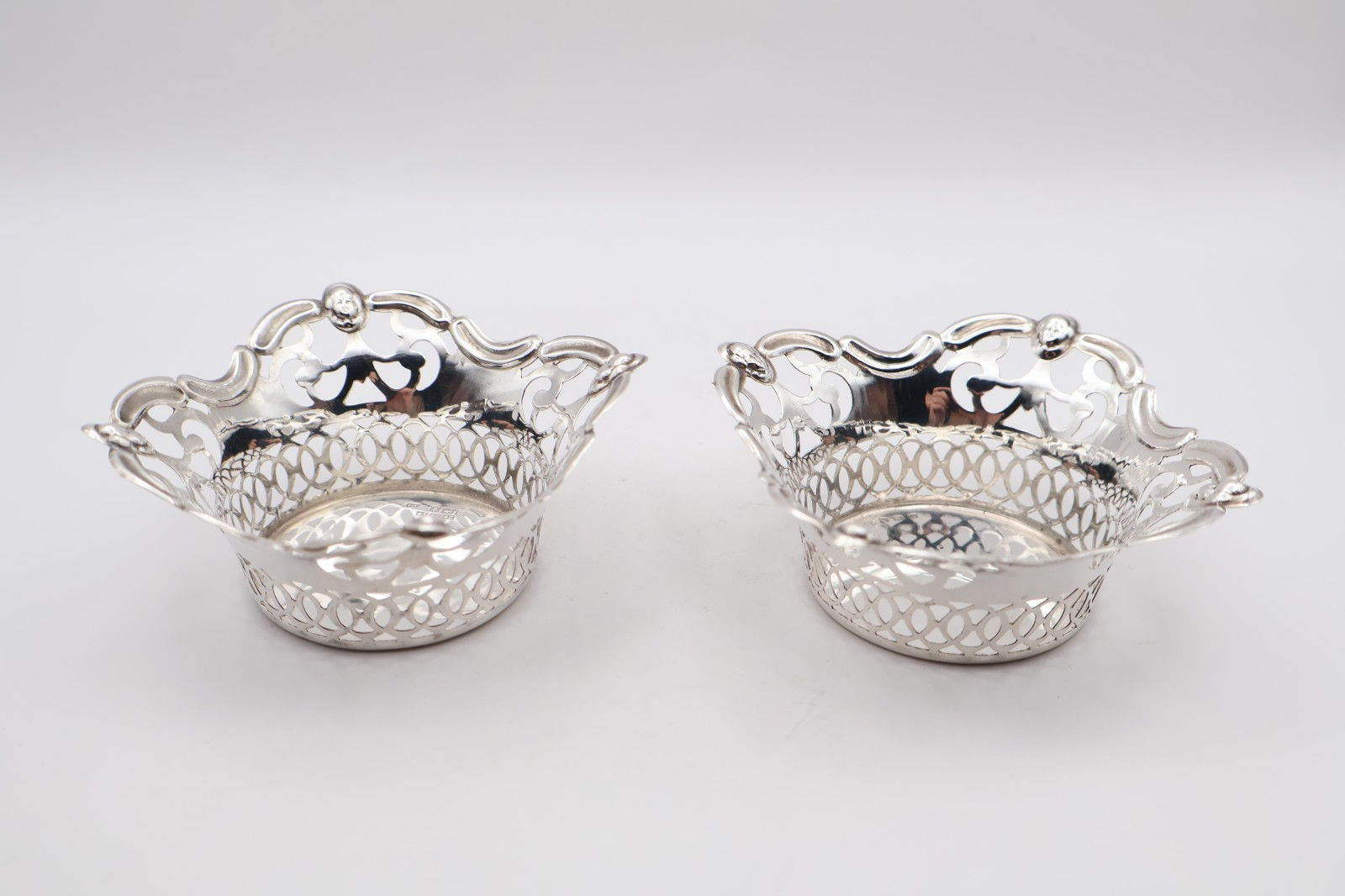 Charming Antique Silver Pair of Punched Trinket Dishes Birmingham 1925 / 1927