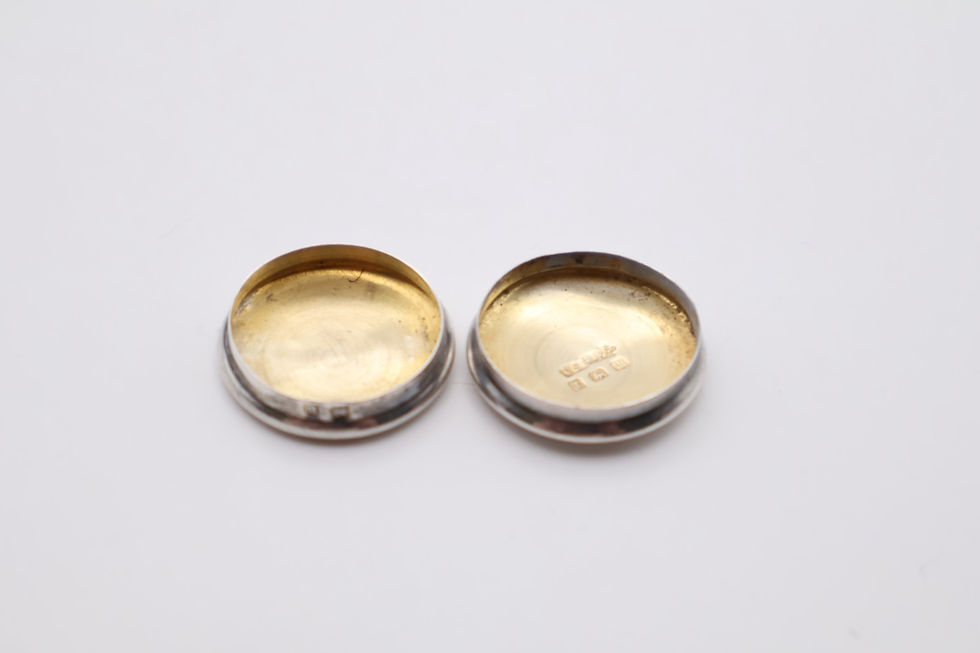 Thumbnail: Antique Sterling Silver Patch Box / Pill Pot Hallmarked Birmingham 1911