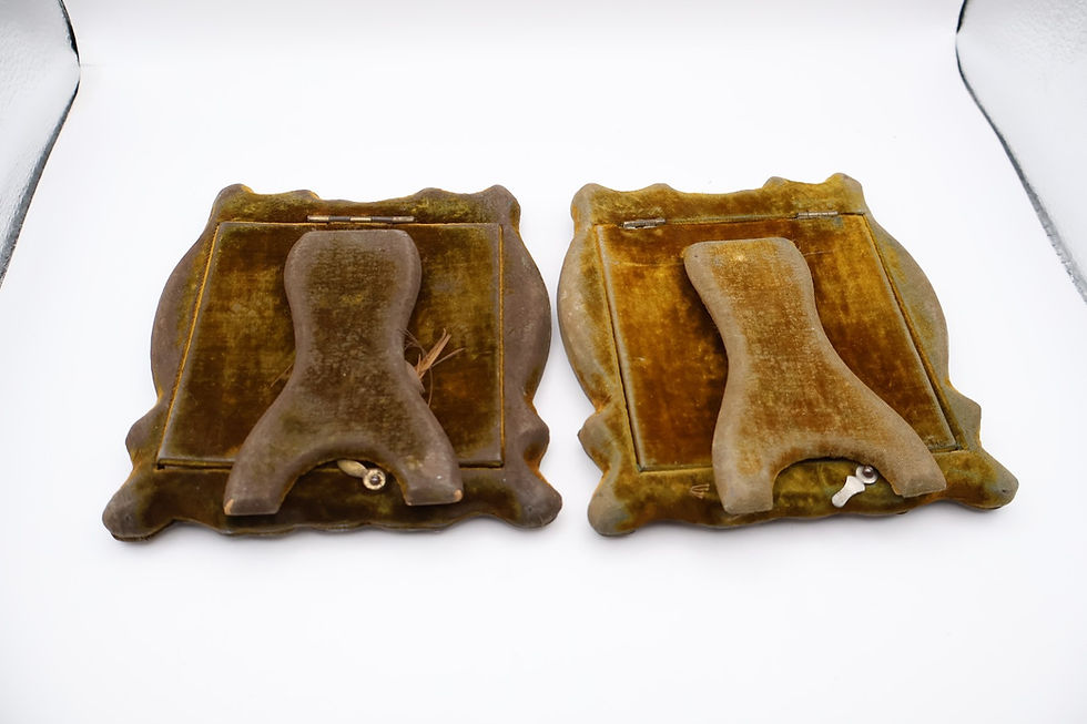 Thumbnail: Antique Silver Art Nouveau Pair of Photograph Frames Hallmarked Birmingham 1903