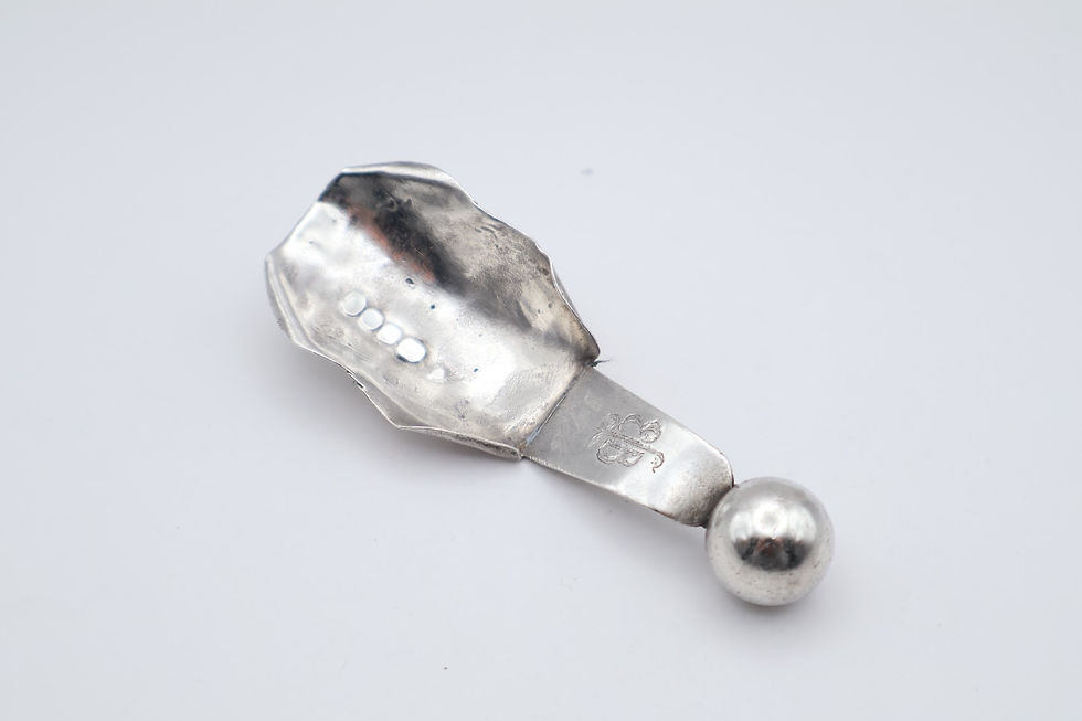 Thumbnail: Unusual  Vintage Silver Arts & Craft Style Caddy Spoon Hallmarked London 1977