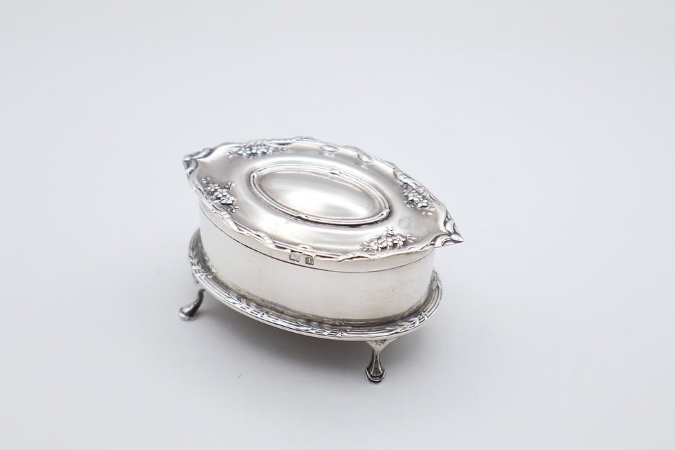 Thumbnail: Lovely Antique Sterling Silver Trinket Jewellery Box Hallmarked Birmingham 1910