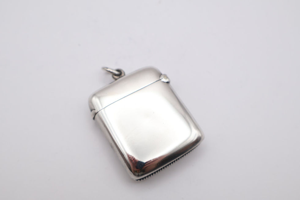 Thumbnail: Antique Sterling Silver Plain Vesta Case Hallmarked London 1903