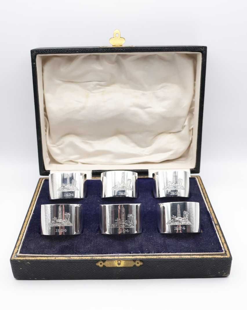 Thumbnail: Antique Sterling Silver Cased Set of 6 Napkin Rings Hallmarked Dublin 1923