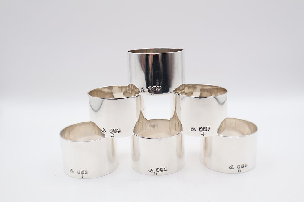 Thumbnail: Antique Sterling Silver Cased Set of 6 Napkin Rings Hallmarked Dublin 1923