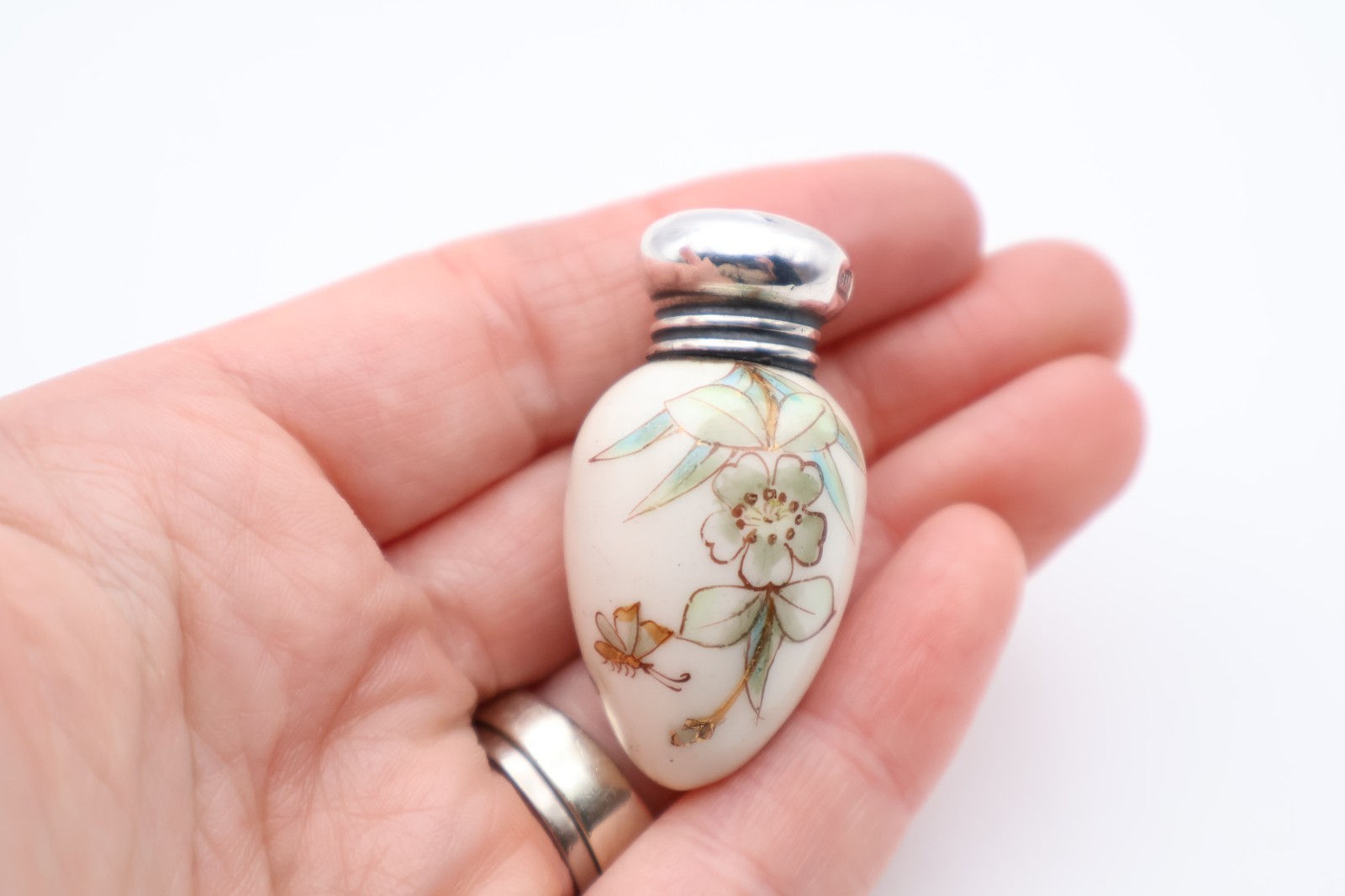 Antique Silver Aesthetic Movement Porcelain Egg Scent Bottle Birmingham 1904