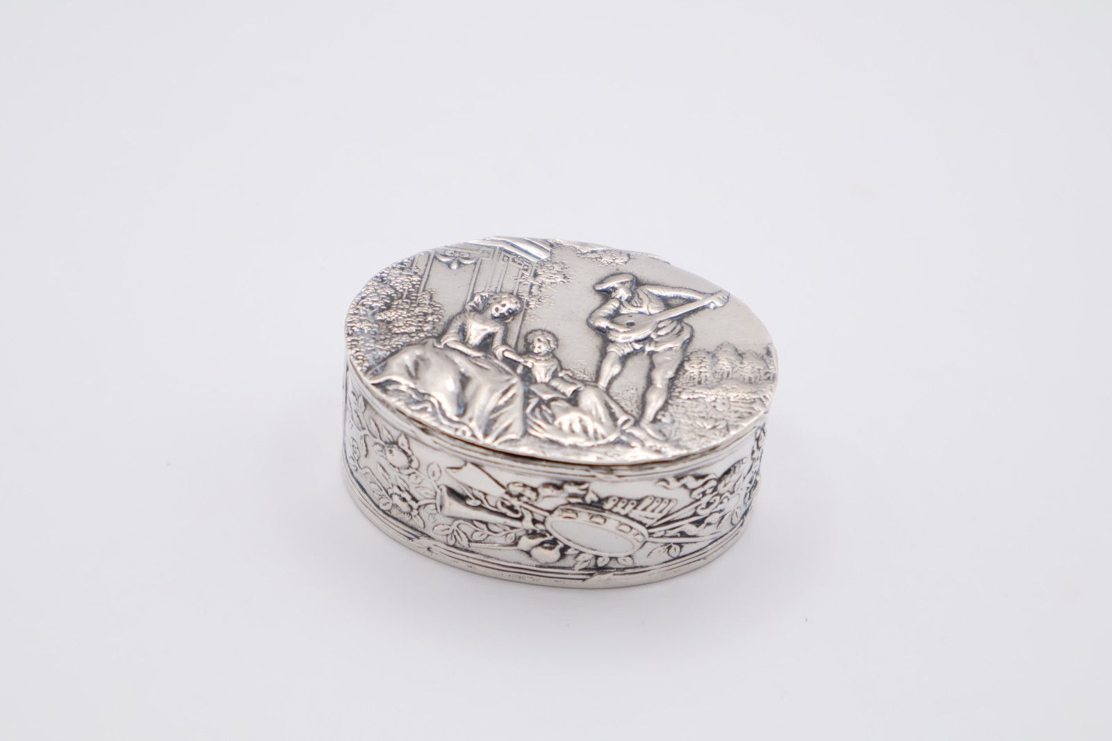 Lovely Antique Continental Silver Oval Trinket Box Hallmarked