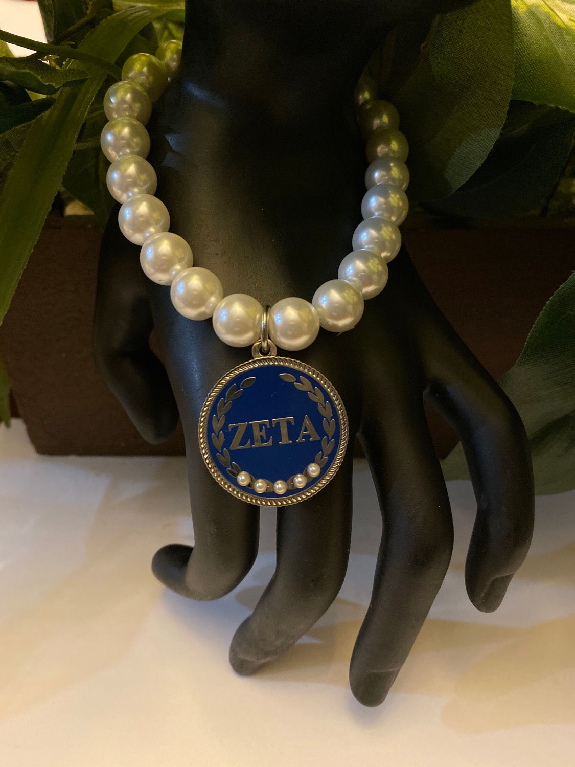 Zeta Z Pearl Bracelets 